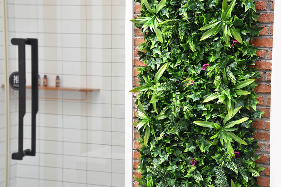 Vertical garden for bathroom