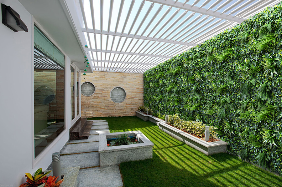 Why You Should Consider An Artificial Greenery Privacy Screen