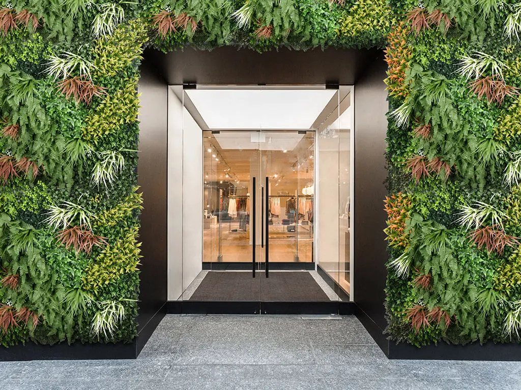 TRANSFORM THE COMMERCIAL SPACE WITH FAUX GREENERY WALLS 1 FAUX GREENERY WALL