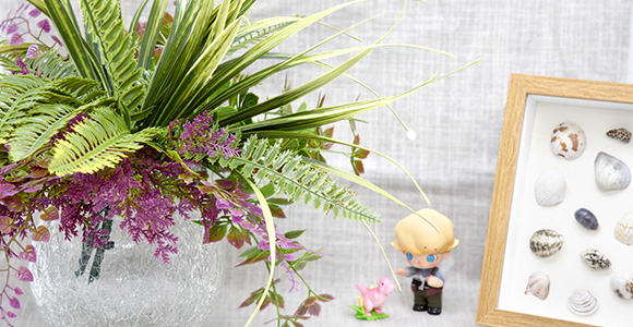 Stunning Vase Display with Artificial Branches