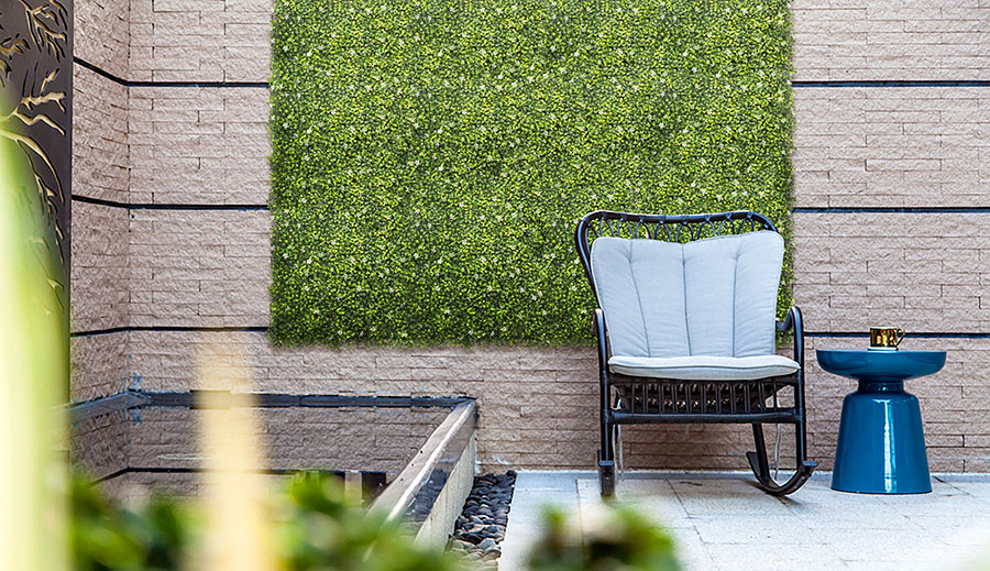 cover the windows with artificial hedge