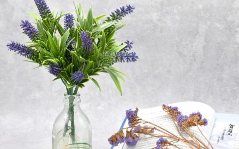 DISCOVER THE MAGIC OF ARTIFICIAL BRANCHES FOR VASES