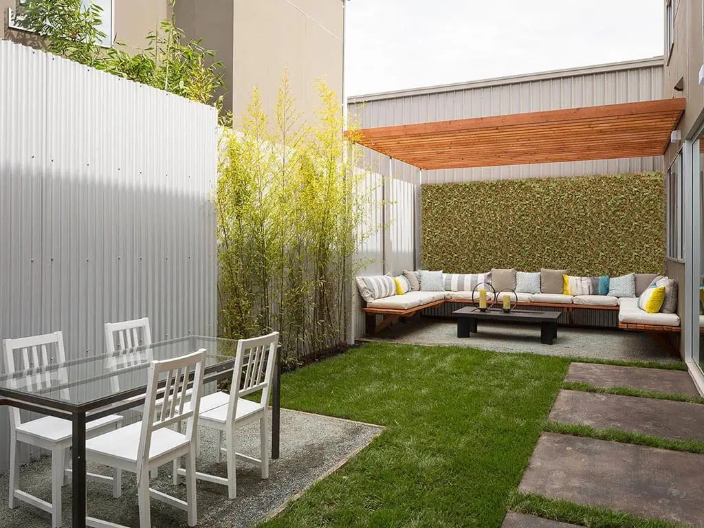 vertical wall garden