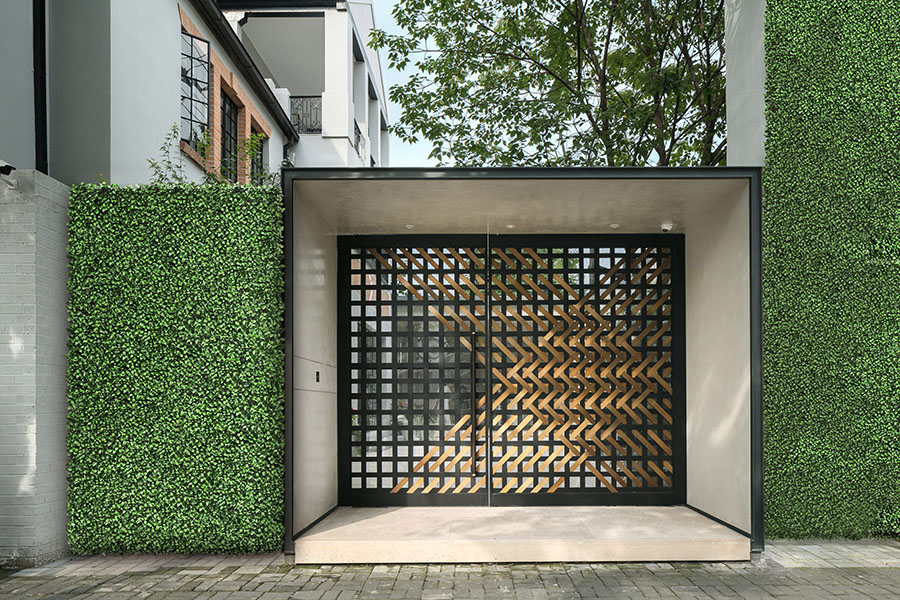 1.Wall Decor Ideas for Home Entrance