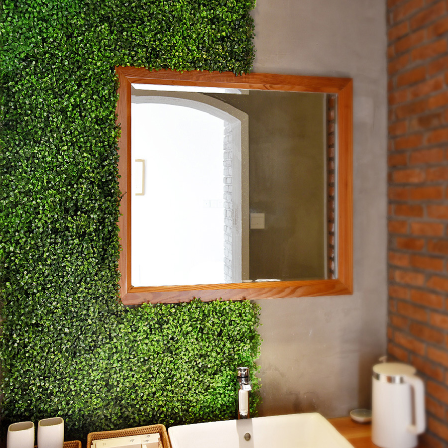 9. hedge wall for washroom