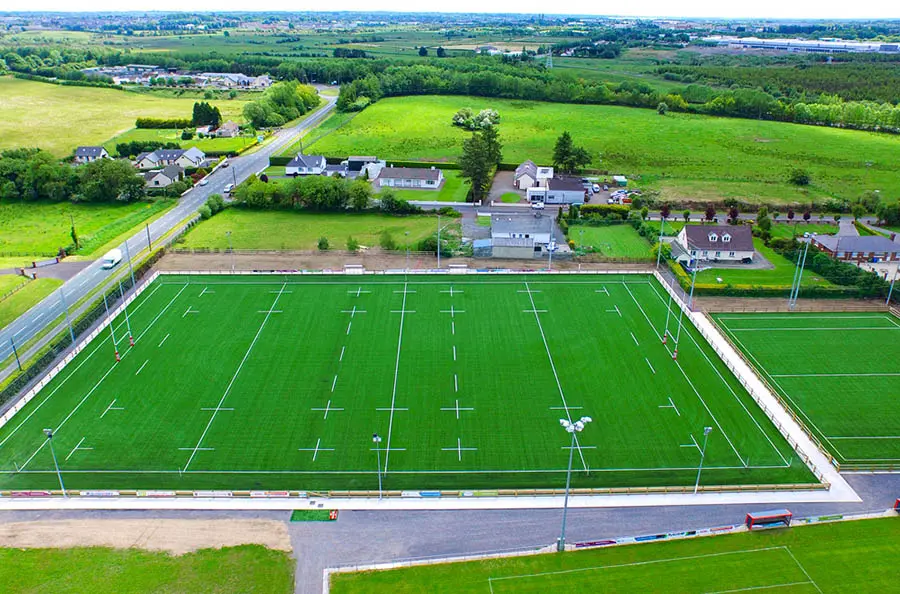 What Are the Best Artificial Plants for Outdoors? 5 Artificial Turf for Sports Fields