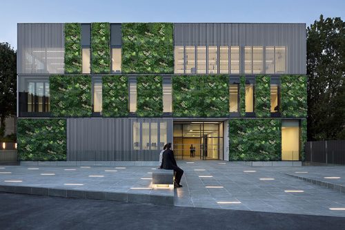 UV Resistant Artificial Outdoor Plants Décor 1