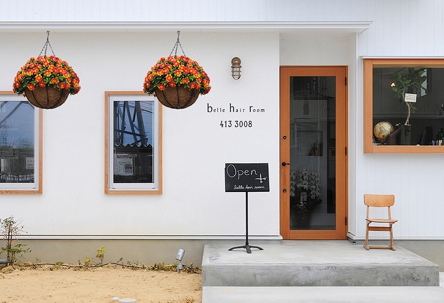 Are UV Resistant Outdoor Artificial Plants Worth It? 3 UV-treated flowers